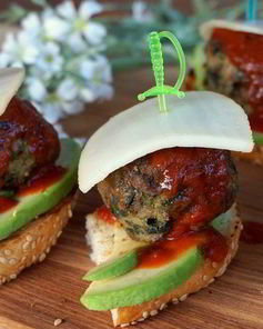 Мини-сэндвичи с тефтелями