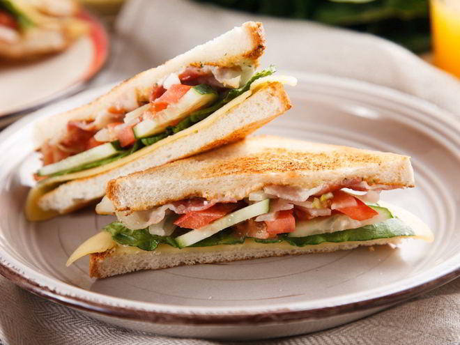 Рецепт сэндвича с беконом и сыром