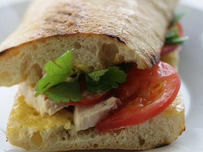 Рецепт сэндвича с курицей и домашним майонезом