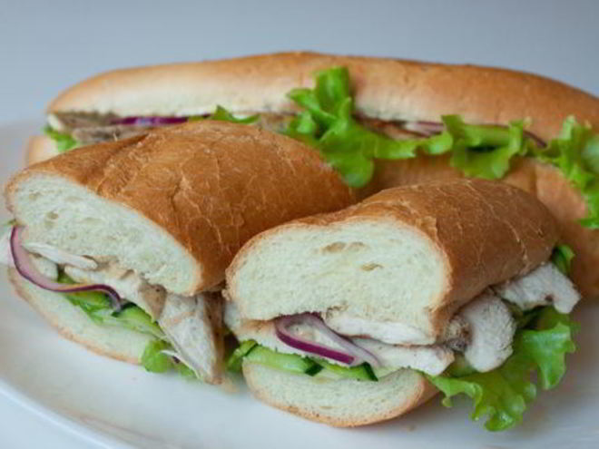 Рецепт сэндвичей с курицей и маринованным цуккини