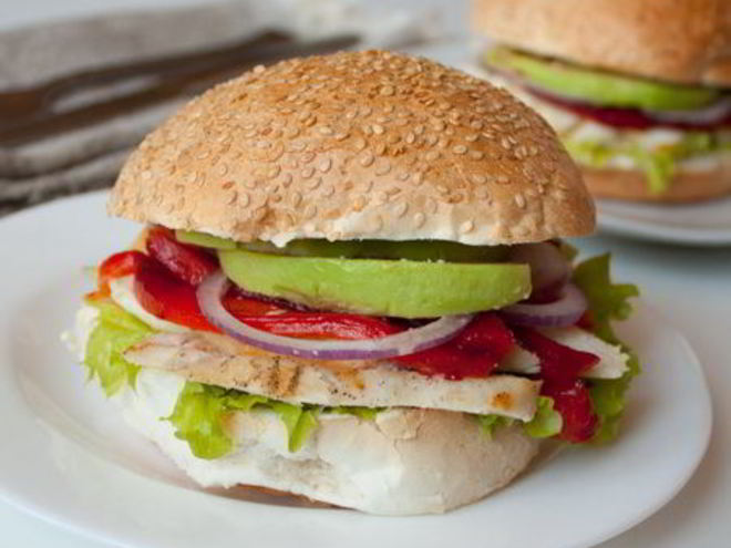 Рецепт сэндвичей с курицей и печеным перцем