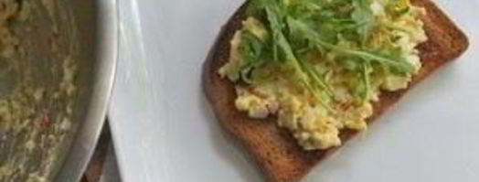 сэндвичи с яичным салатом. Шаг 7