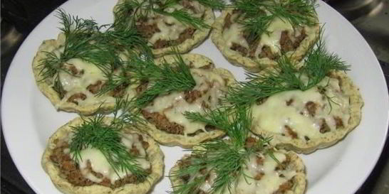 Тарталетки с фаршем