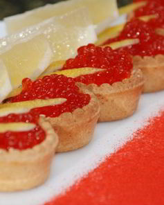 Тарталетки с икрой и маслом