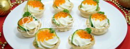 тарталетки с красной икрой праздничные. Шаг 6
