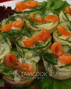 Тарталетки с красной рыбой