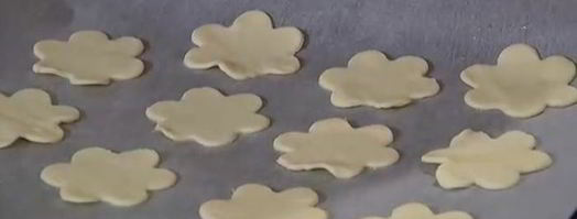 тарталетки с креветками и соусом бешамель. Шаг 4