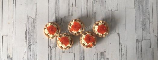тарталетки с сыром и икрой. Шаг 7