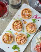 Тарталетки с ветчиной и луком