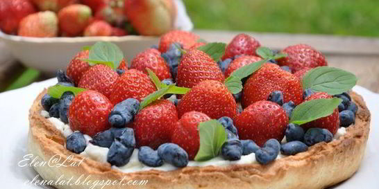 Летний тарт с ягодами