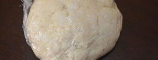 сливовый тарт из творожного теста с меренгой. Шаг 4