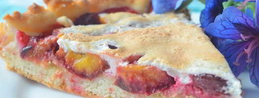 сливовый тарт из творожного теста с меренгой. Шаг 10