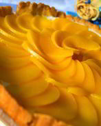 Тарт с маскарпоне и персиками