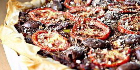 Тарт с печеными баклажанами и сладким перцем