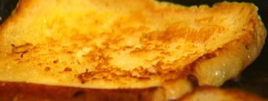 французские тосты с имбирно-клюквенным соусом. Шаг 8