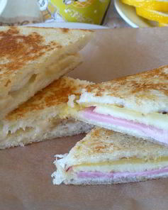 Тосты на завтрак с двумя начинками