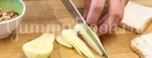 тосты с грушей и медом. Шаг 3