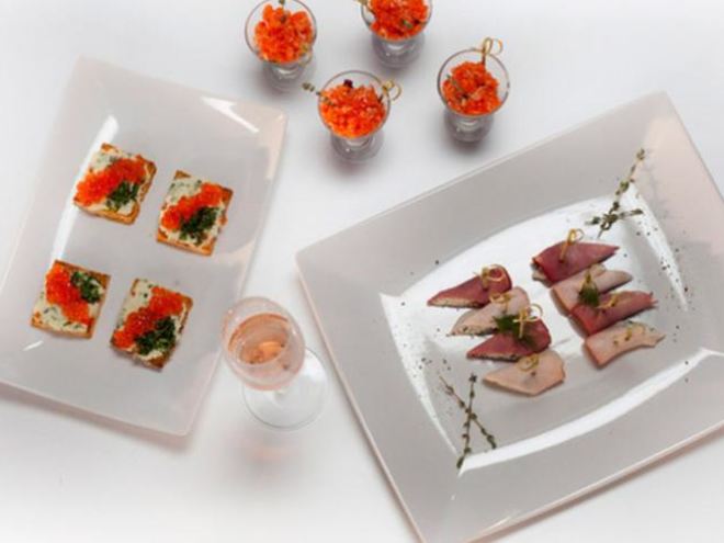 Рецепт тостов с икрой и сливочным сыром