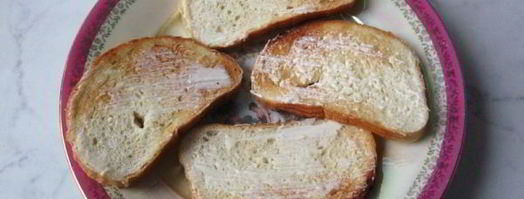 тосты с яйцом к празднику. Шаг 6