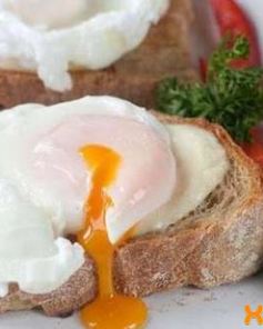 Тосты с яйцом-пашот и Моцареллой