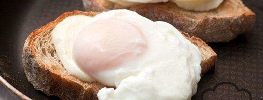 тосты с яйцом-пашот и моцареллой. Шаг 5