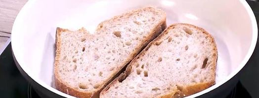 тосты со свеклой, фисташками и йогуртовой заправкой. Шаг 3