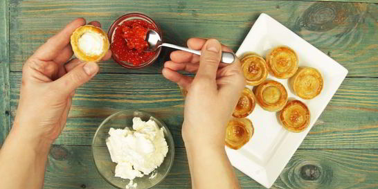 Волованы с красной икрой