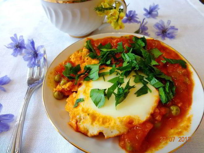 Рецепт шакшуки — яичницы с помидорами