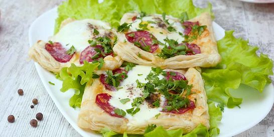 Яичница на тесте