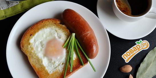 Яичница по-французски