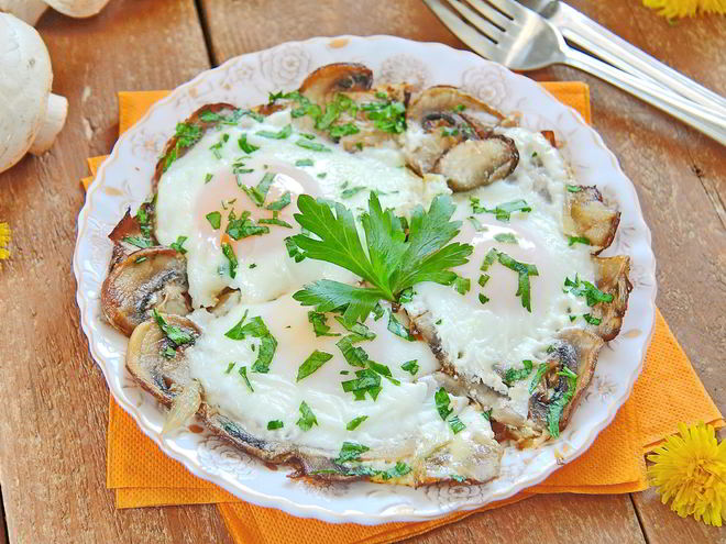 Рецепт яичницы с грибами