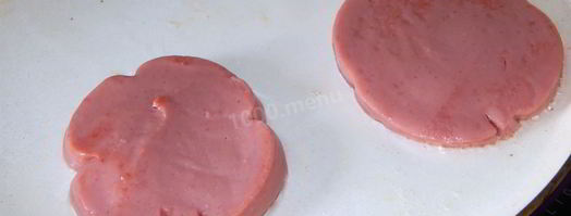 яичница с колбасой. Шаг 4