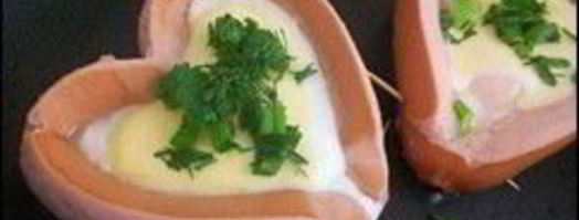 яичница с сосисками для романтического завтрака. Шаг 5