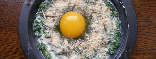 яичница со шпинатом и розмариновыми сухариками. Шаг 4