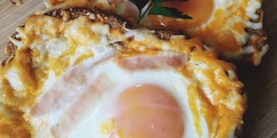 Яичница в тосте