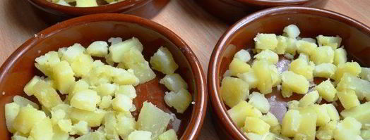 яйца, запеченные с картофелем и грибами. Шаг 5