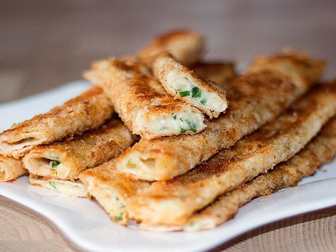 Рецепт закуски сырные палочки за 10 минут