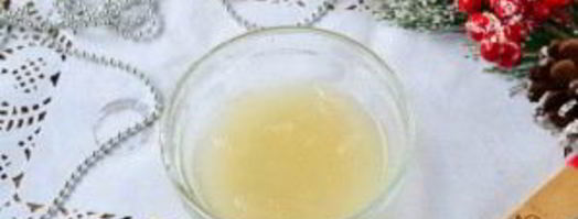 двухцветное заливное с ветчиной и маринованными огурцами. Шаг 3