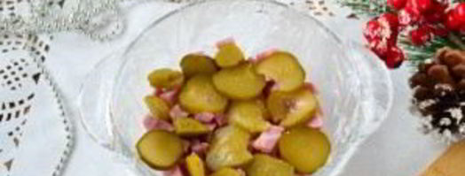 двухцветное заливное с ветчиной и маринованными огурцами. Шаг 8