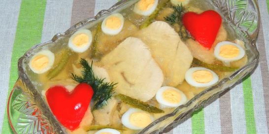 Заливное из куриных грудок
