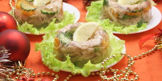 Заливное из курицы Новогоднее