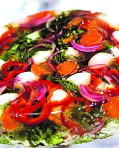 Заливное из перепелиных яиц