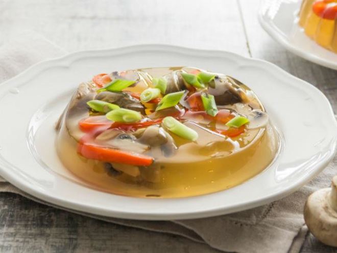 Рецепт заливного из шампиньонов