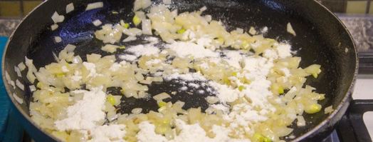 жульен из шампиньонов классический. Шаг 10