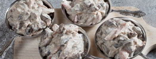 жульен с курицей, грибами и сметаной. Шаг 12