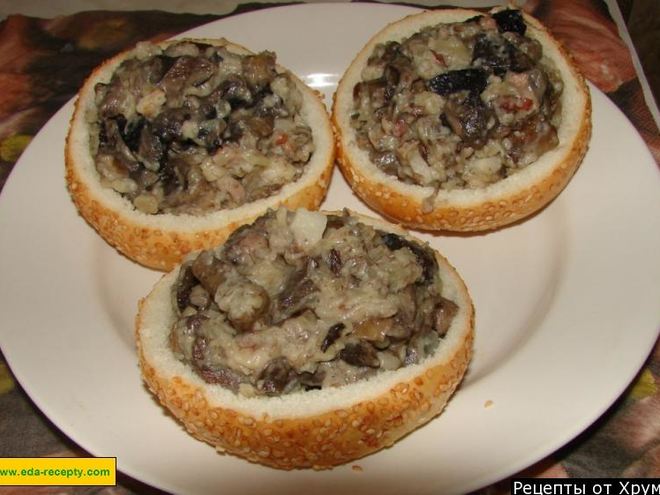 Рецепт жульена в булочках с курицей и грибами