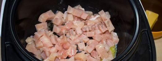 жульен в мультиварке с курицей и грибами. Шаг 6
