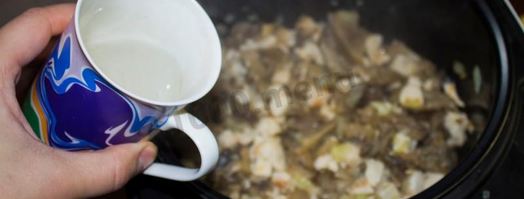 жульен в мультиварке с курицей и грибами. Шаг 9