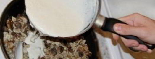 жюльен из курицы с грибами. Шаг 3